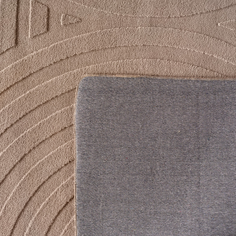 Teppich POMPEI 1611 Beige – Weiches Reliefdesign mit moderner Linienführung