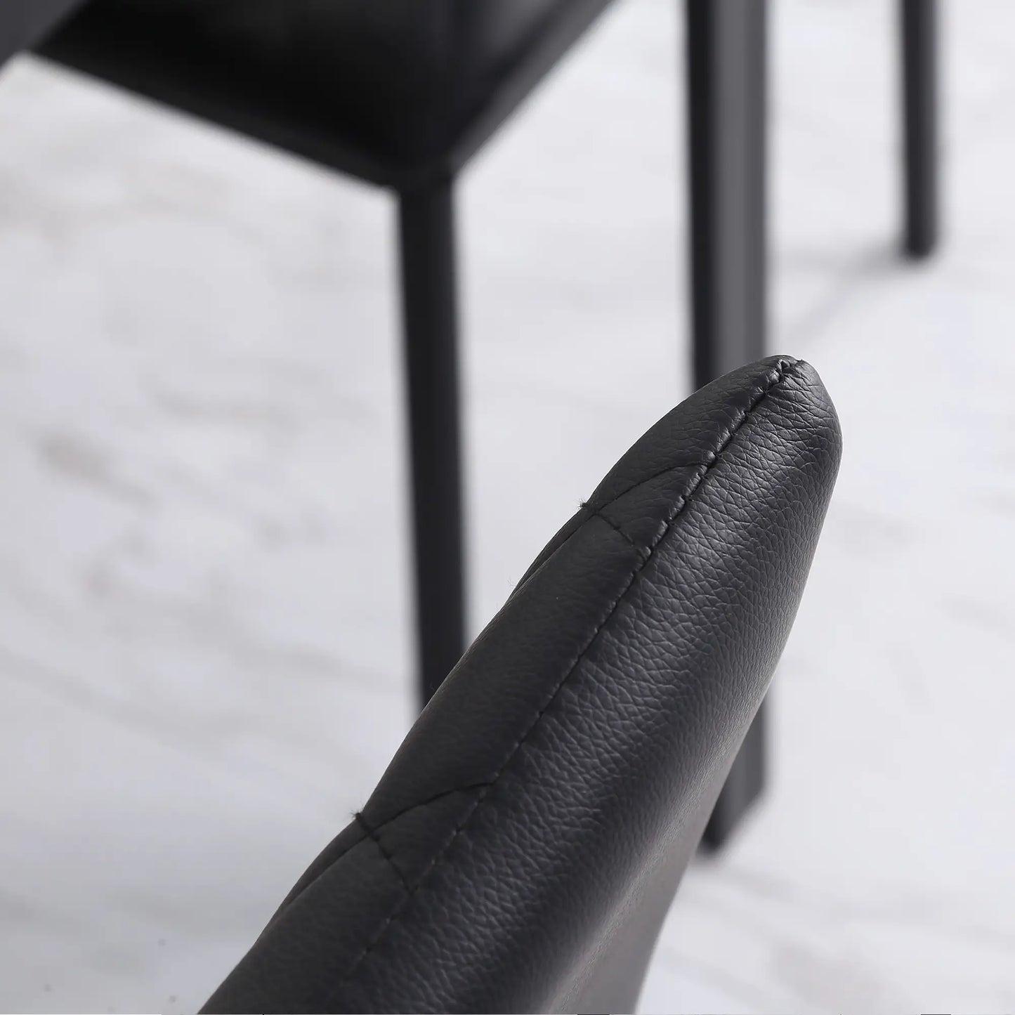 DiamondLeather 4 – Modernes 4er-Set Esszimmerstühle - Schwarz