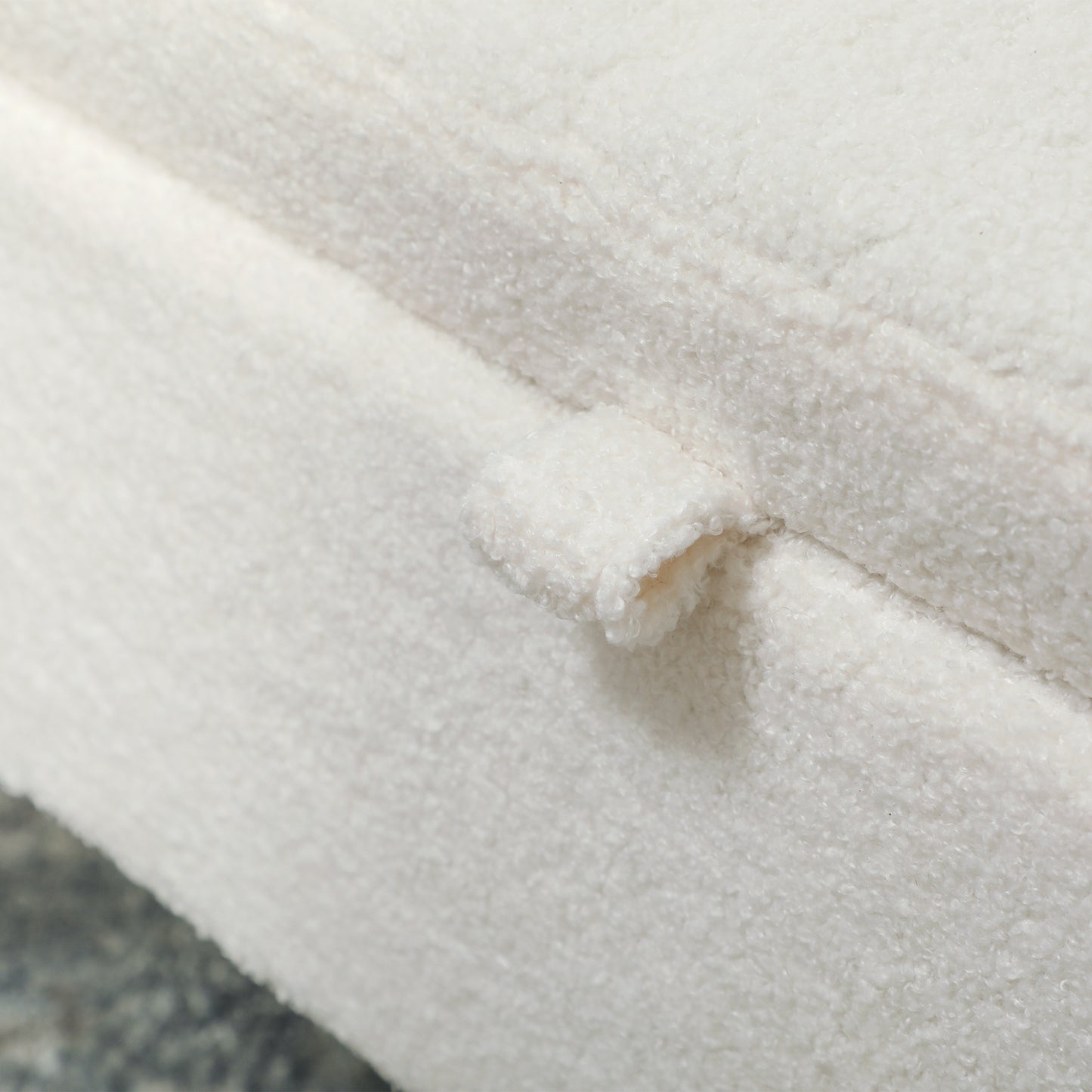 PlushStore Bench - Weiß