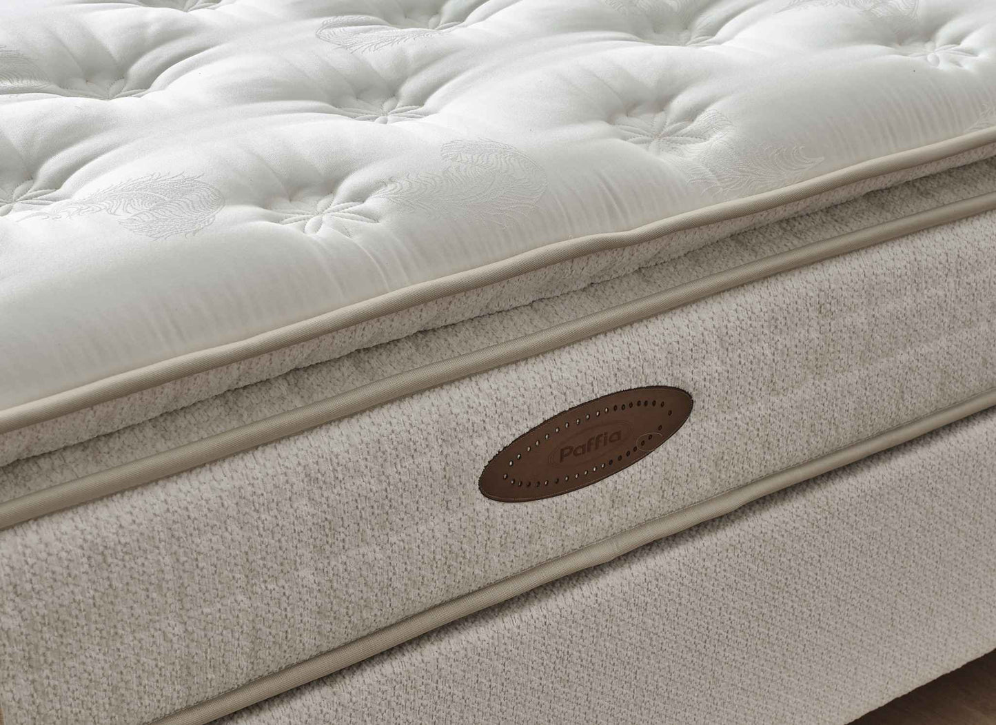 Boxspringbett Senna - Aufwachen in Leichtigkeit - Creme
